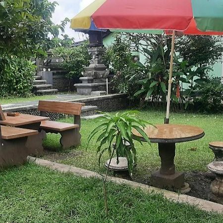 ホテル Oyo 90714 Umah Pande Tabanan Near Tanah Lot エクステリア 写真