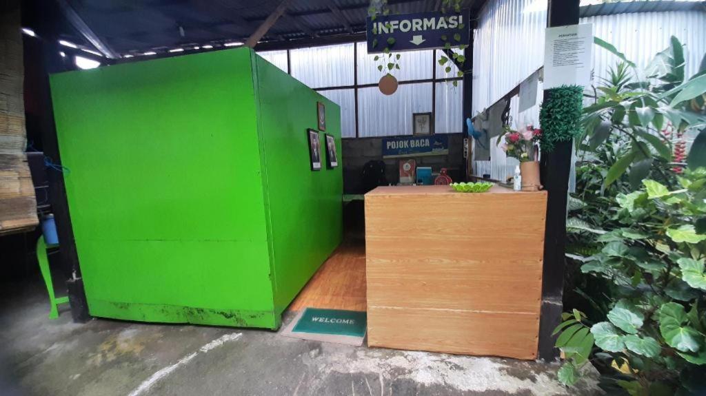 ホテル Oyo 90714 Umah Pande Tabanan Near Tanah Lot エクステリア 写真